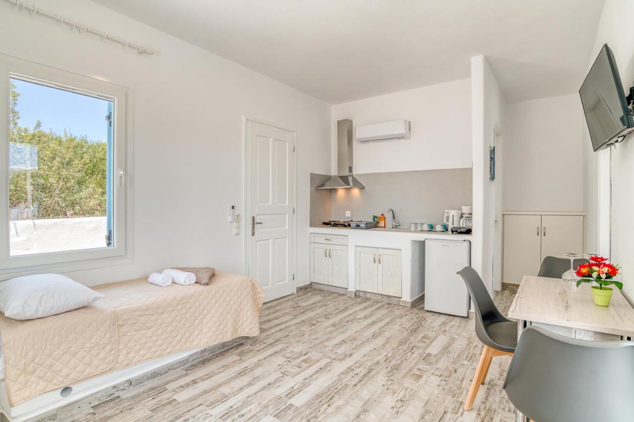 Ippocampos Seaside Serenity - Unwind At Paros Poolside Retreats Alikí Exteriör bild