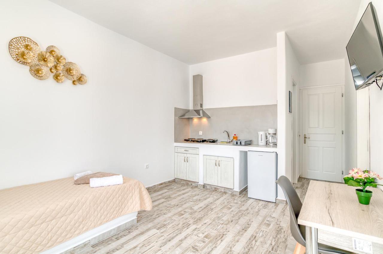 Ippocampos Seaside Serenity - Unwind At Paros Poolside Retreats Alikí Exteriör bild